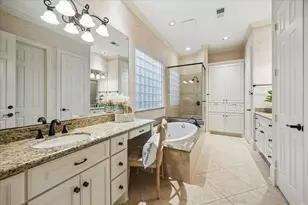 2050 Diamond Springs Dr, Houston, TX 77077 - Photo 33