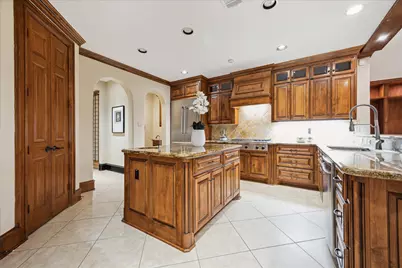 2050 Diamond Springs Drive, Houston, TX 77077 - Photo 17