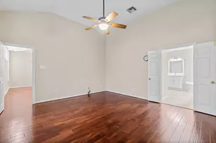 83 Terraglen Dr, The Woodlands, TX 77382 - Photo 17