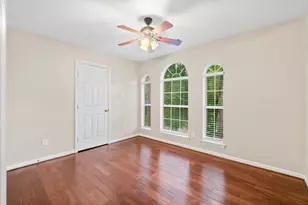 83 Terraglen Dr, The Woodlands, TX 77382 - Photo 23