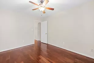 83 Terraglen Dr, The Woodlands, TX 77382 - Photo 31