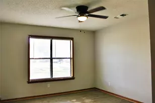 1126 Jackson St, Columbus, TX 78934 - Photo 19