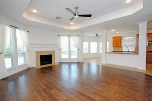 910 Allisa St, Stafford, TX 77477 - Photo 9