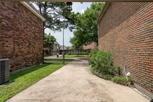 14207 Vista Mar Cir, Houston, TX 77095 - Photo 47