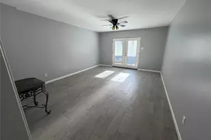 5212 Arboles Dr, Houston, TX 77035 - Photo 11