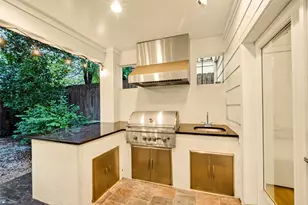 1201 Peveto St, Houston, TX 77019 - Photo 49