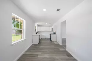 13107 Boreas Dr, Houston, TX 77039 - Photo 7
