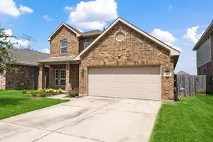 7910 Brooks Crossing Dr, Baytown, TX 77521 - Photo 1