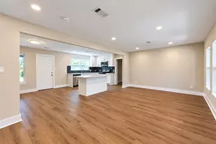 1310 Dudley St, Richmond, TX 77469 - Photo 5