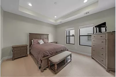 961 Saint Augustine Street, Houston, TX 77023 - Photo 9