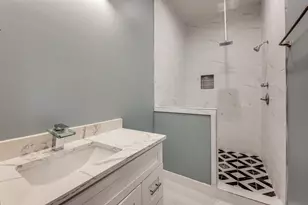 4927 E Ridge Creek Dr, Houston, TX 77053 - Photo 19