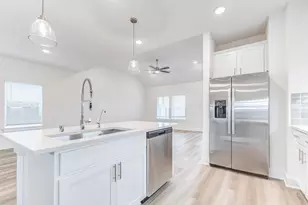 21734 Persian Lk Dr, Cypress, TX 77433 - Photo 9