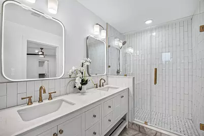 1338 Seaspray Court, Houston, TX 77008 - Photo 33