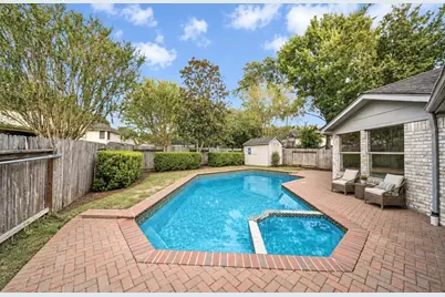 223 W New Meadows Drive, Sugar Land, TX 77479 - Photo 33