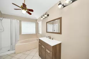 223 W New Meadows Dr, Sugar Land, TX 77479 - Photo 23