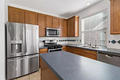 3326 Lakeway Lane, Pearland, TX 77584 - Photo 9