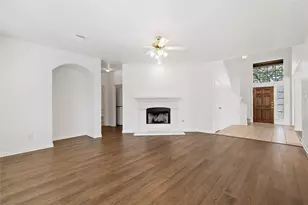 3326 Lakeway Ln, Pearland, TX 77584 - Photo 5