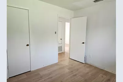 11023 Linvale Drive, Houston, TX 77016 - Photo 9