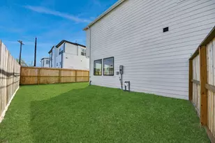 1418 Caywood Ln, Houston, TX 77055 - Photo 27