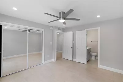 2201 Fountain View Drive #47, Houston, TX 77057 - Photo 15