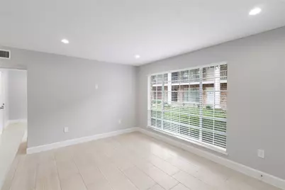 2201 Fountain View Drive #47, Houston, TX 77057 - Photo 9