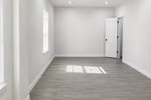 9210 Martell St, Houston, TX 77051 - Photo 19