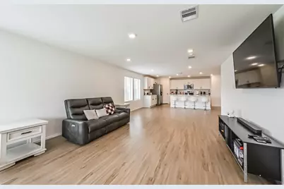9811 Wembley Vista Court, Baytown, TX 77521 - Photo 11
