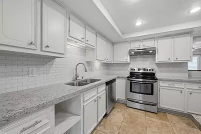 10834 Briar Forest Drive #42, Houston, TX 77042 - Photo 7