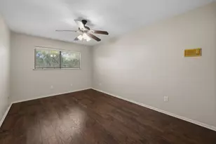 10834 Briar Forest Dr, Houston, TX 77042 - Photo 23