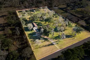 411 County Rd 912A, Brazoria, TX 77422 - Photo 1