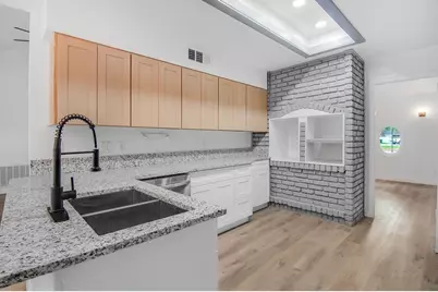 10603 Hillcroft Avenue, Houston, TX 77096 - Photo 15