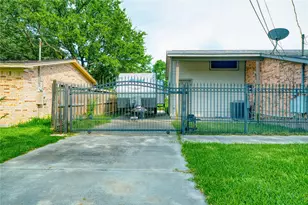 4406 Mallard Dr, Baytown, TX 77523 - Photo 37