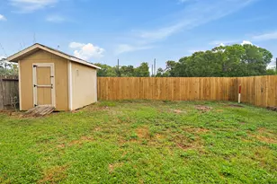 15607 Sheldon Ridge Way, Houston, TX 77044 - Photo 29