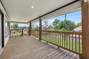 628 Oakdale St, Shoreacres, TX 77571 - Photo 7