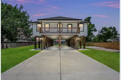 628 Oakdale Street, Shoreacres, TX 77571 - Photo 1
