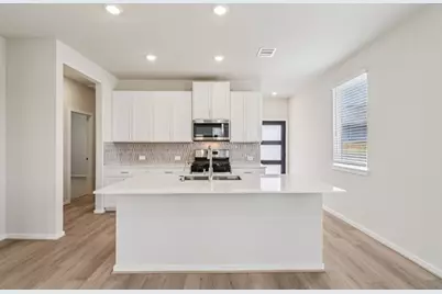 5720 Adamite Way, Houston, TX 77048 - Photo 1