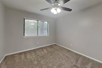 6 W Lance Leaf Road, The Woodlands, TX 77381 - Photo 15