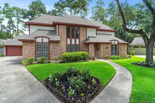 8206 Colonial Oaks Ln, Spring, TX 77379 - Photo 3