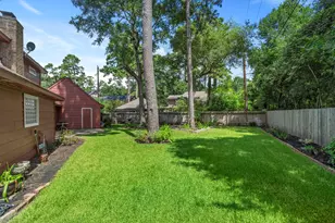 8206 Colonial Oaks Ln, Spring, TX 77379 - Photo 45