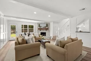 8206 Colonial Oaks Ln, Spring, TX 77379 - Photo 11