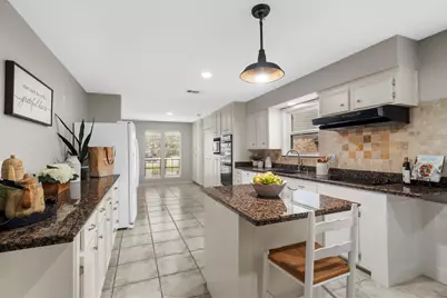 8206 Colonial Oaks Lane, Spring, TX 77379 - Photo 17