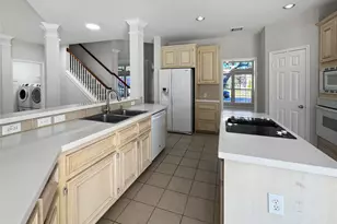 2227 Clawson Falls Ln, Sugar Land, TX 77479 - Photo 7