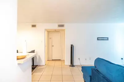 10202 Forum Park Drive #211, Houston, TX 77036 - Photo 5