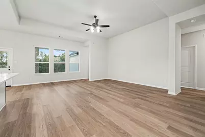 9602 Moss Rose, Willis, TX 77378 - Photo 5