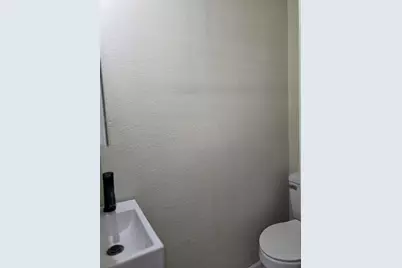 8703 Berndale Street, Houston, TX 77029 - Photo 9