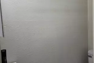 8703 Berndale St, Houston, TX 77029 - Photo 9