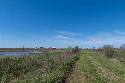 13458 County Road 210, Danbury, TX 77534 - Photo 9