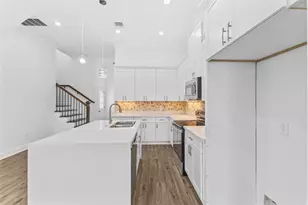 7805 Farnsworth St, Houston, TX 77022 - Photo 9