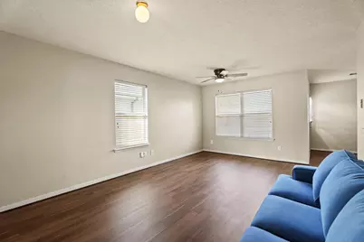 5247 Panay Park Drive, Houston, TX 77048 - Photo 7