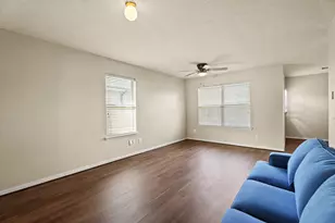 5247 Panay Park Dr, Houston, TX 77048 - Photo 7